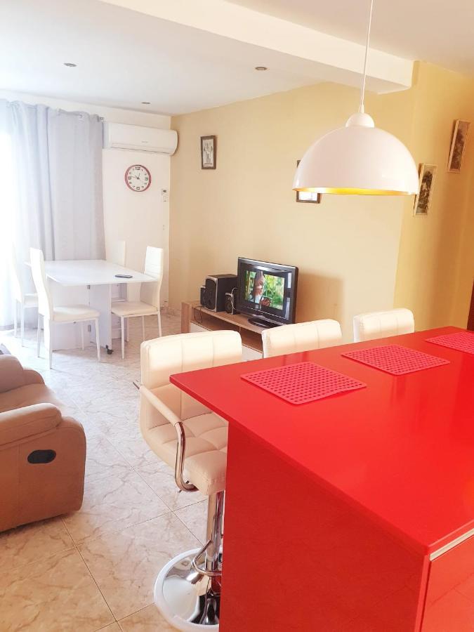 Rooms Nice And Quite Valencia Exterior foto